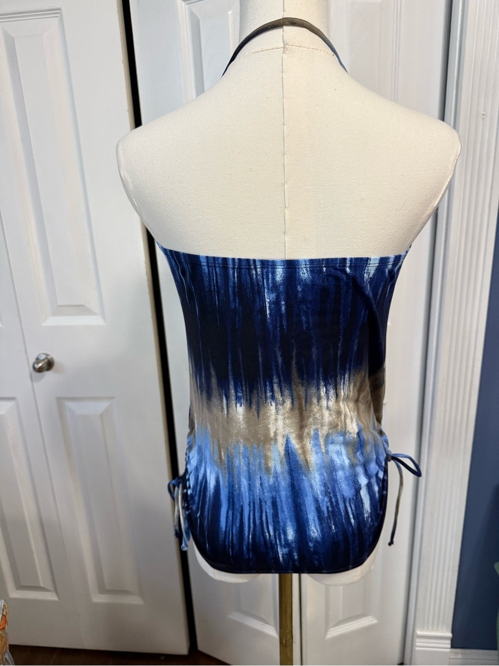 Tommy Bahama Blue Abstract Halter Tankini Top Size L Ruched Side Swimwear - Picture 3 of 8